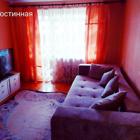 Apartment On Oktyabrskaya 105 Babrujsk Eksteriør billede